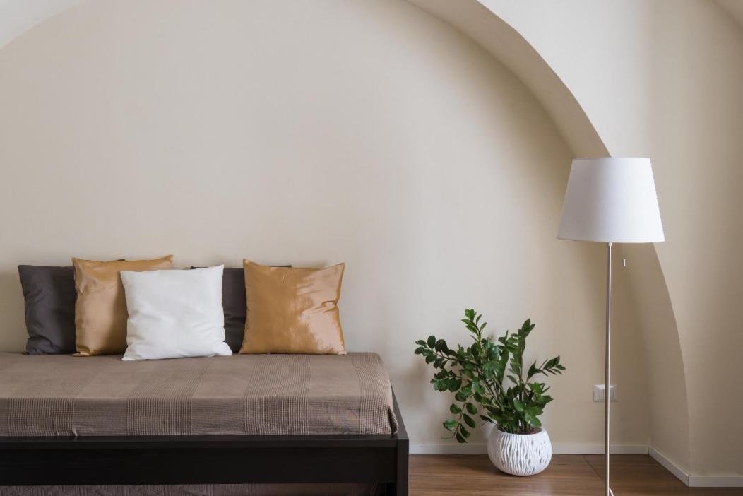 Le Pennellate Short Lets Appartement Catánia Buitenkant foto